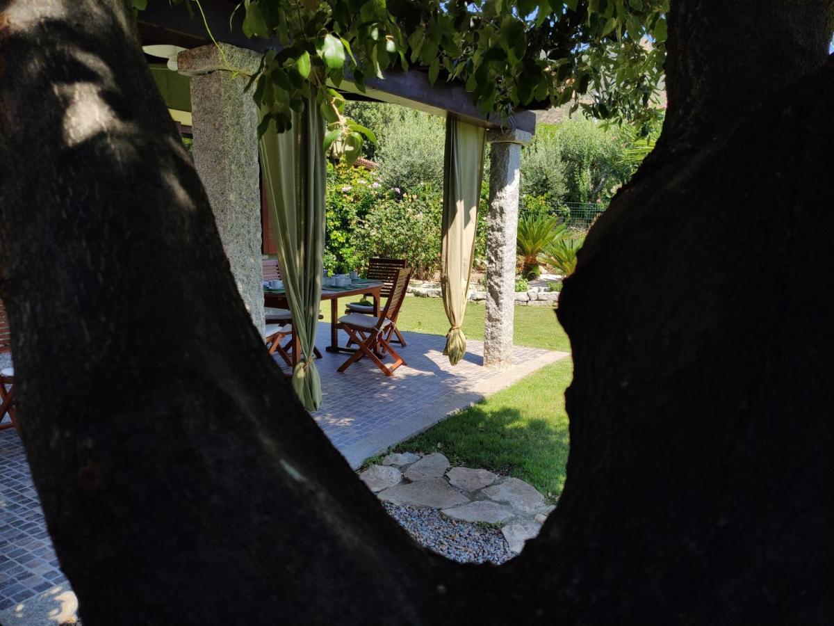 Villa Cruccuris Villasimius Exteriör bild