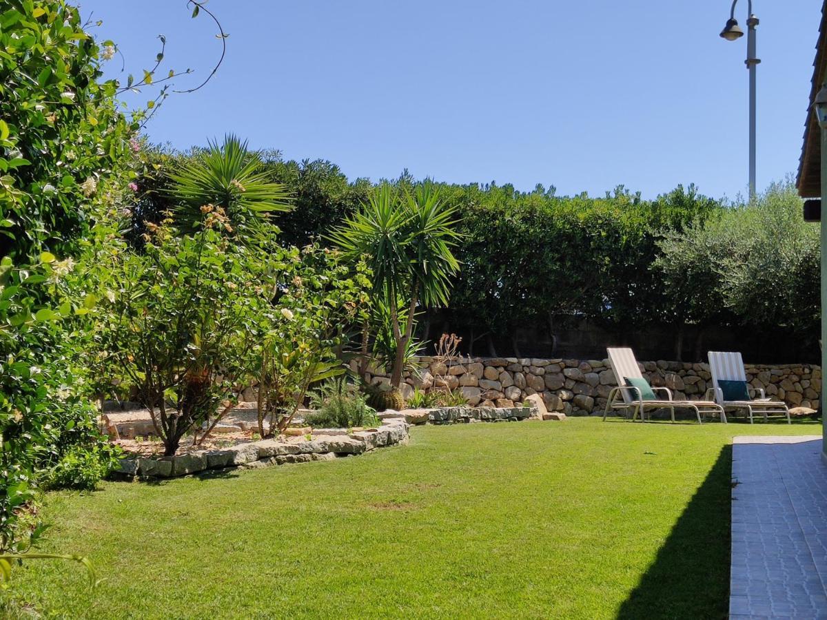 Villa Cruccuris Villasimius Exteriör bild